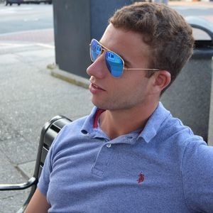 Meet your Posher, Bob